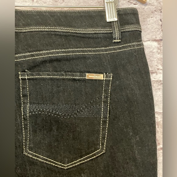 WHBM Black Slim Jeans, Size 4S - Picture 4 of 7